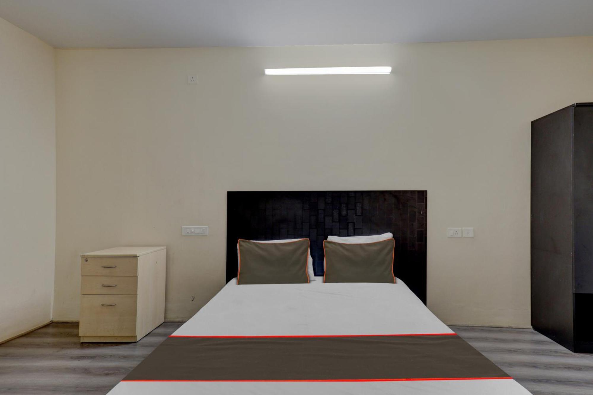 Hotel O Crescent Shine 班加罗尔 外观 照片